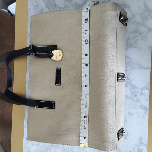 Handbag 🥳 - Picture 14 of 16